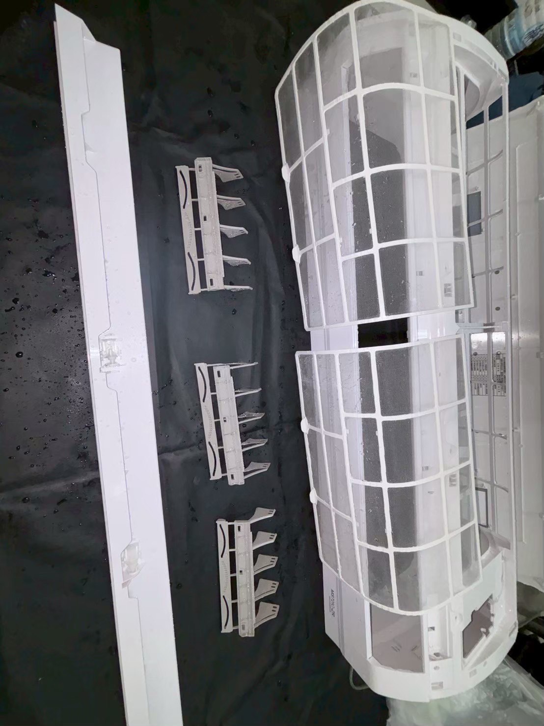 嘉義縣銓麥公司機房辦公室 吊隱式冷氣清洗