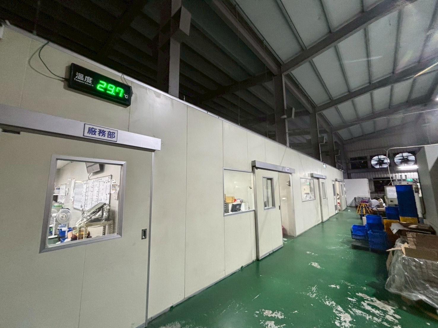 台中工業區吊隱式冷氣清洗、四方吹冷氣清洗