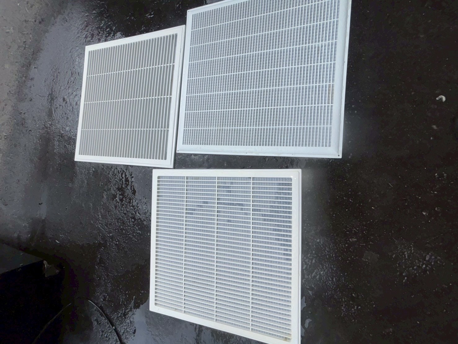 台中東埔牛排 吊隱式冷氣清洗