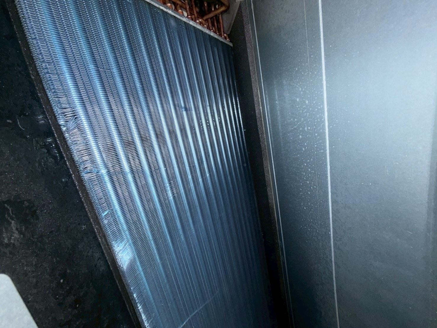 台中北屯健身房 吊隱式冷氣清洗