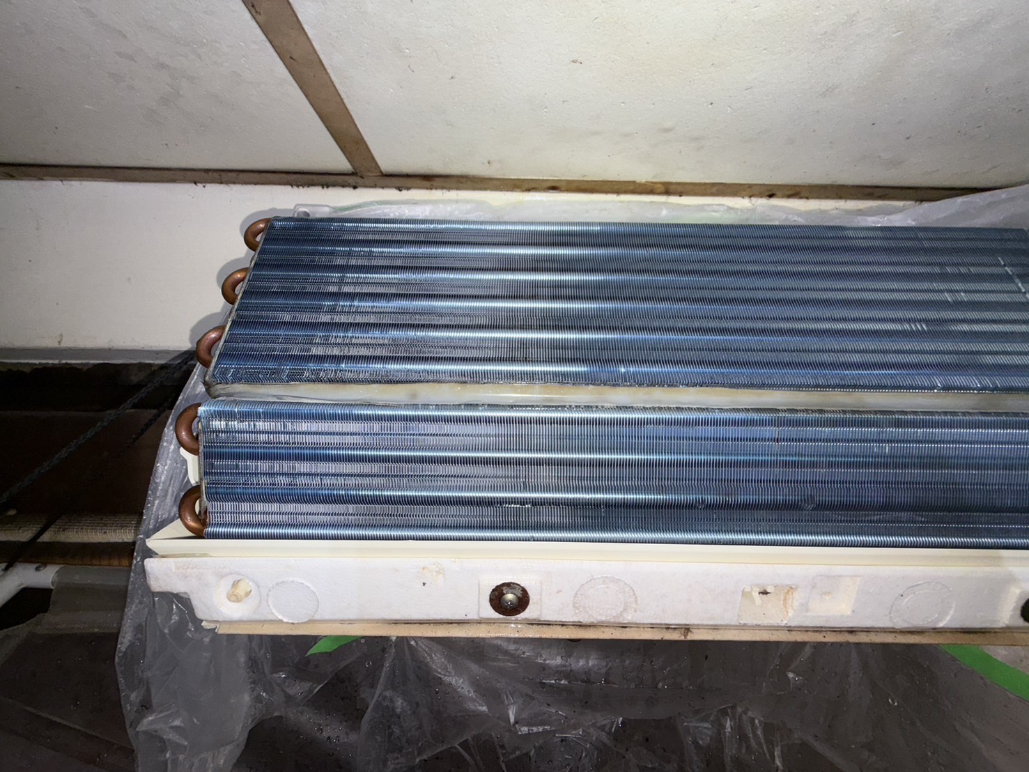 台中西屯不二家 分離式冷氣清洗