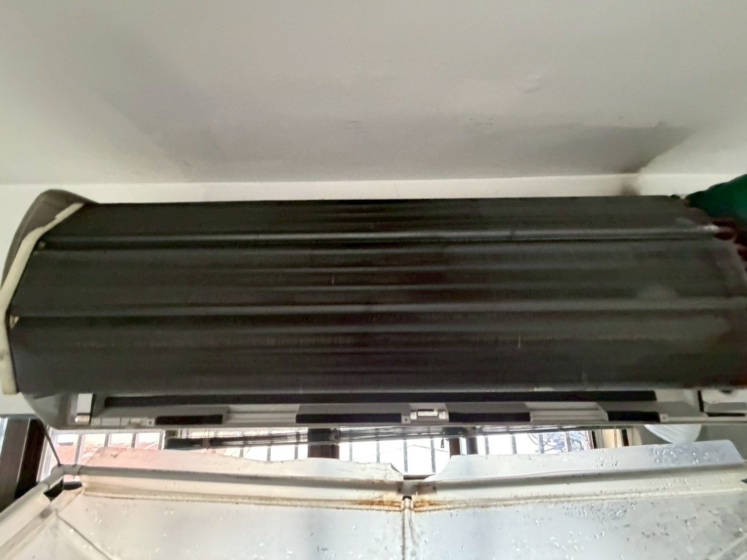 台中霧峰分離式冷氣清洗鳥窩